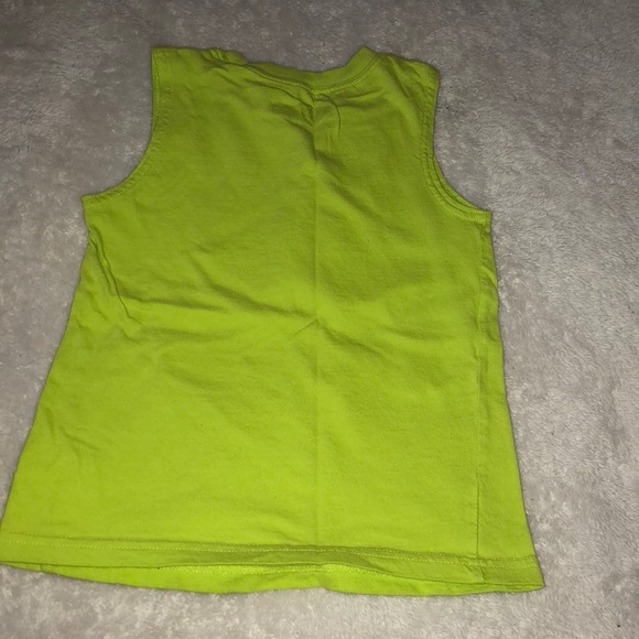 Boys set of 2 tanks - Picture 3 of 6